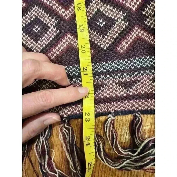 Love Tree Aztec Native Geometric Print Open Cardigan Burgundy Fringe One Size - Picture 4 of 6